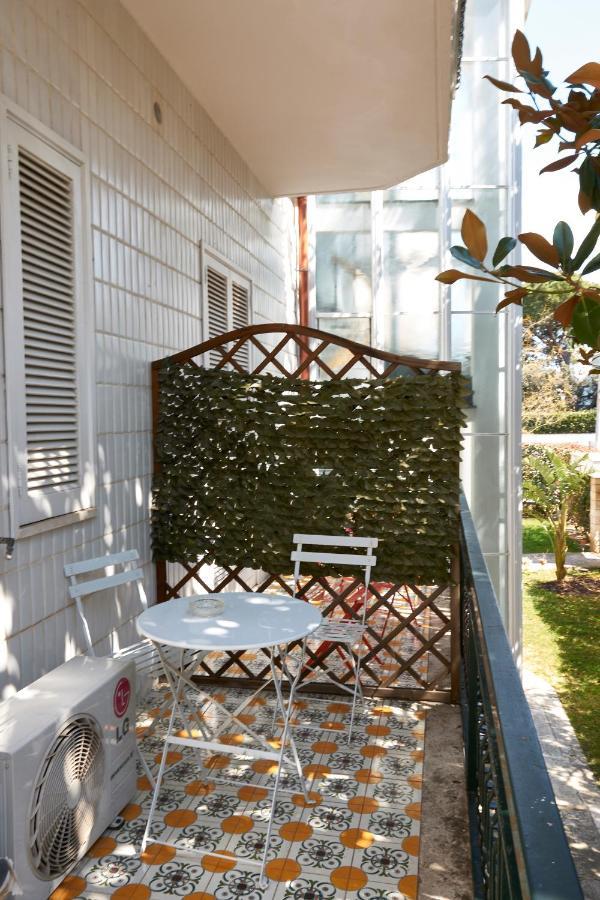 מלון לצ'ה Il Giardino Di Flora Con Piscina מראה חיצוני תמונה