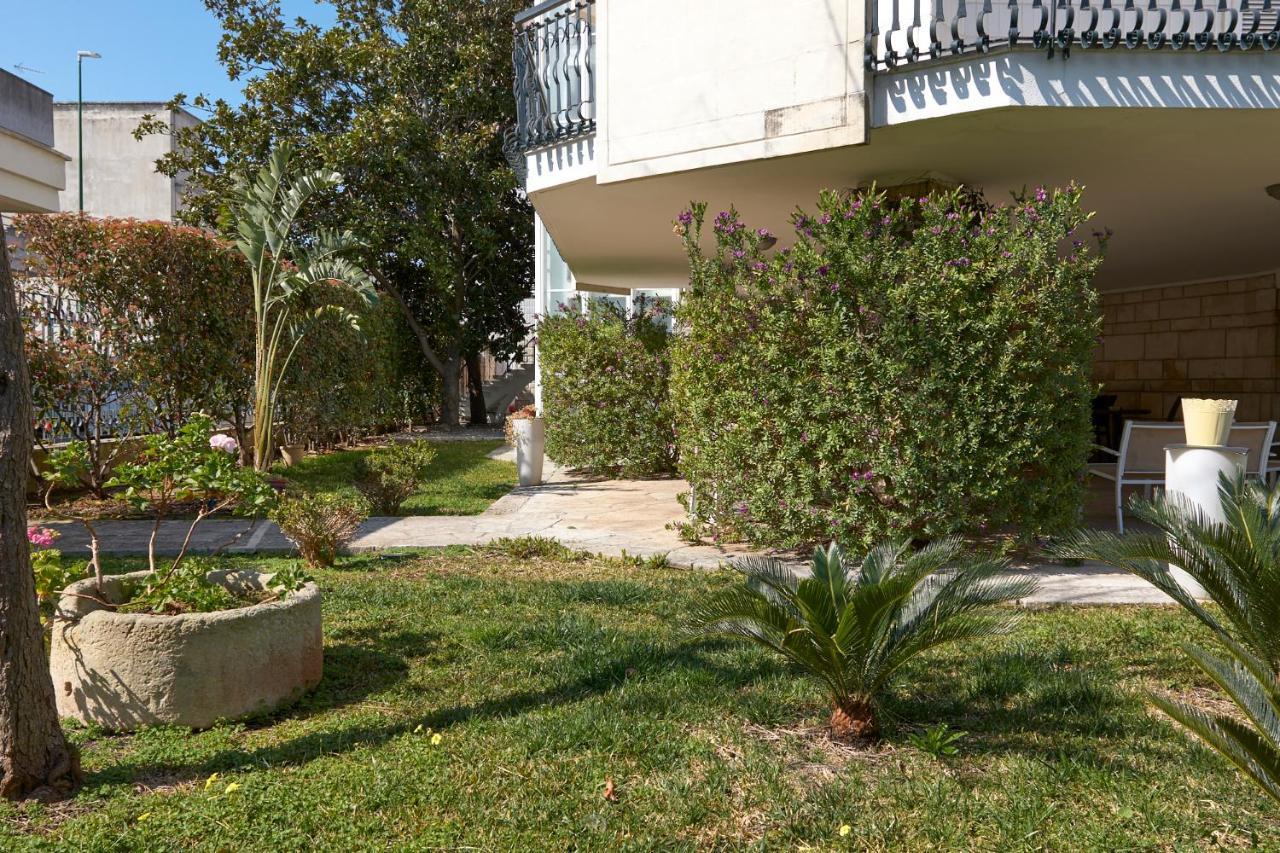 מלון לצ'ה Il Giardino Di Flora Con Piscina מראה חיצוני תמונה