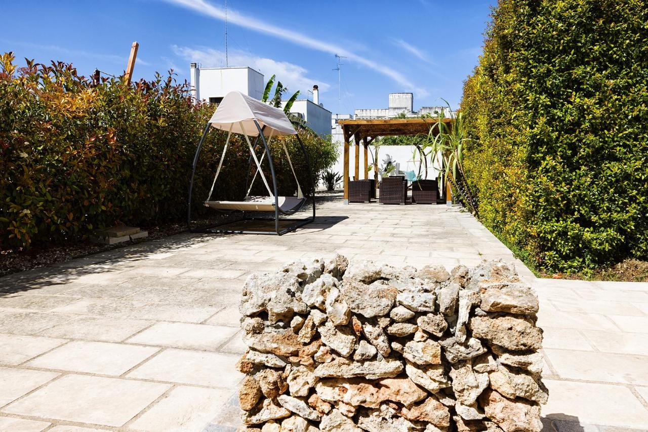 מלון לצ'ה Il Giardino Di Flora Con Piscina מראה חיצוני תמונה
