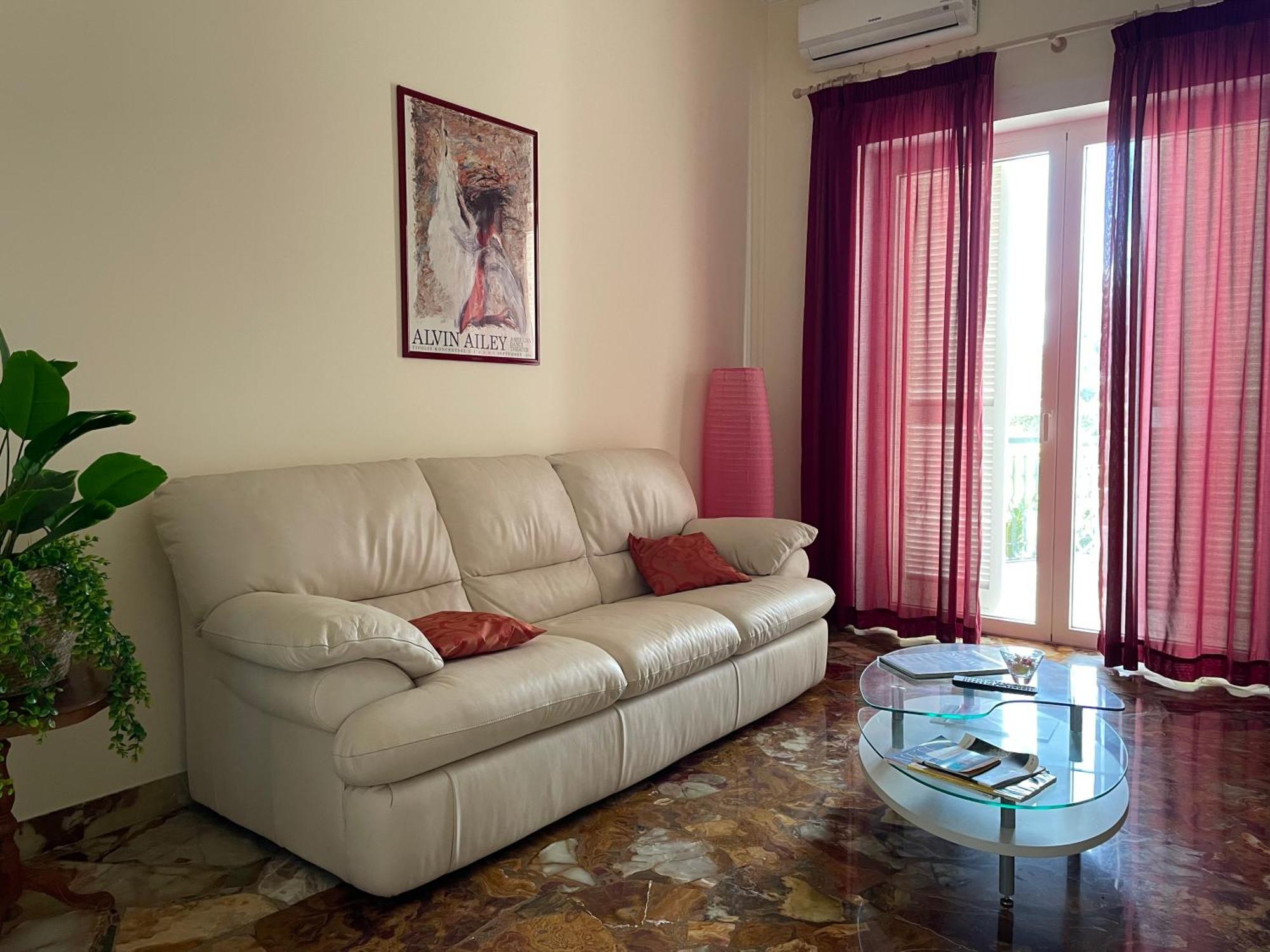 מלון לצ'ה Il Giardino Di Flora Con Piscina מראה חיצוני תמונה