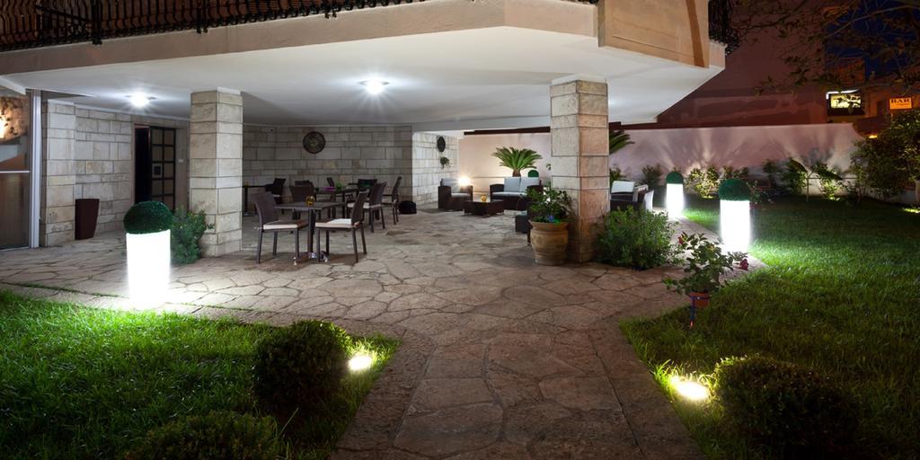 מלון לצ'ה Il Giardino Di Flora Con Piscina מראה חיצוני תמונה