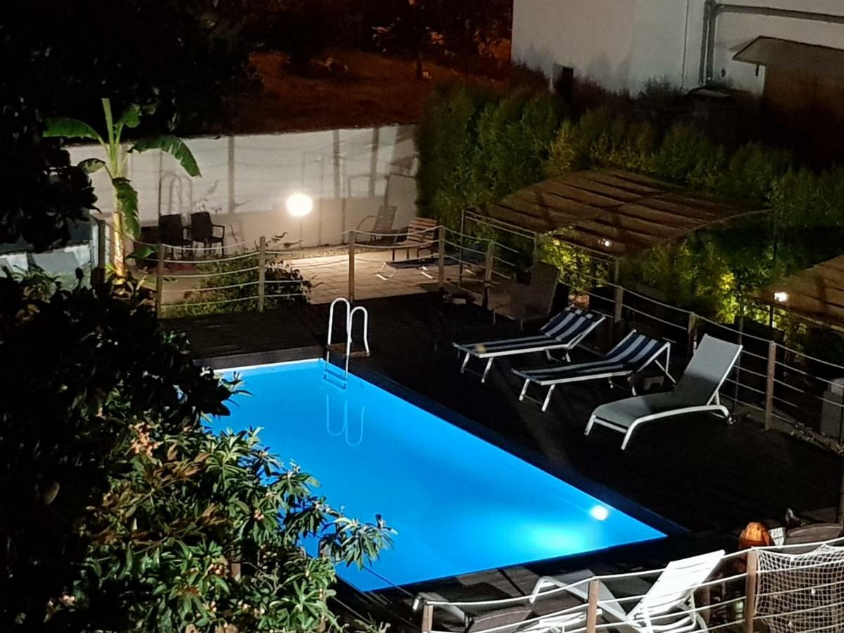מלון לצ'ה Il Giardino Di Flora Con Piscina מראה חיצוני תמונה